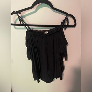 🌸 Garage Flowy Top